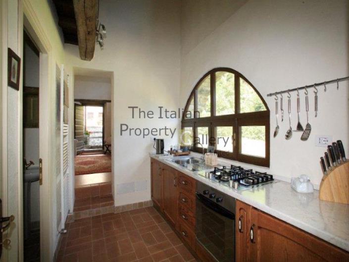 Image No.15-5 Bed House for sale