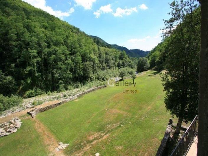 Image No.17-5 Bed House for sale