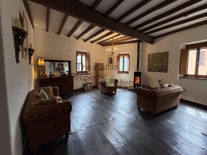 Image No.29-5 Bed House for sale