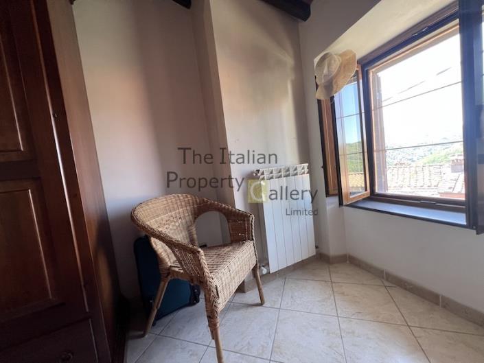 Image No.13-1 Bed House for sale