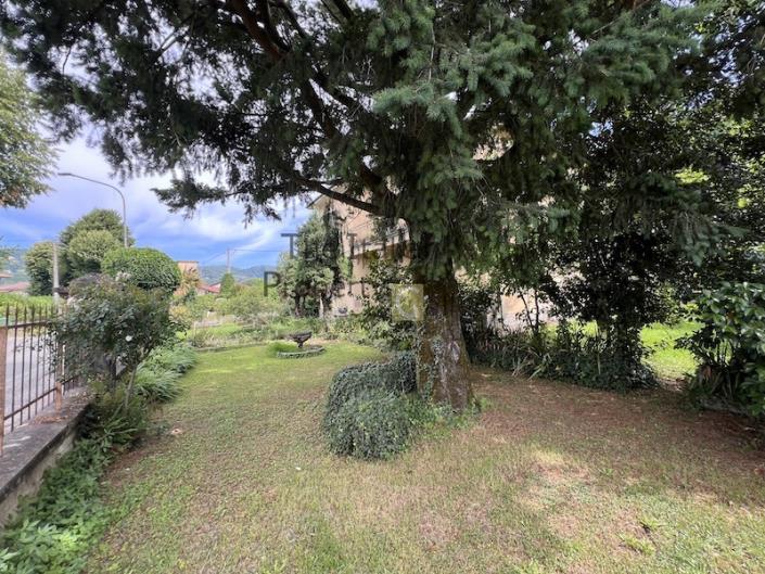 Image No.13-4 Bed Villa / Detached for sale