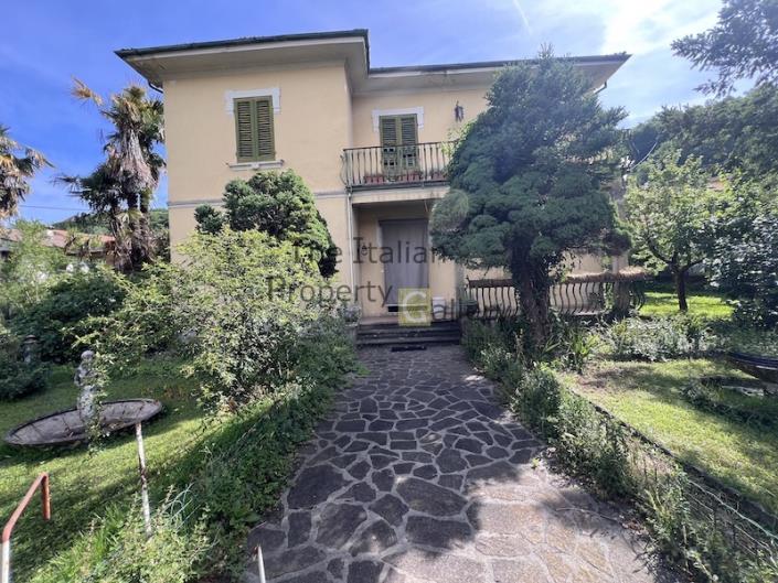 Image No.30-4 Bed Villa / Detached for sale