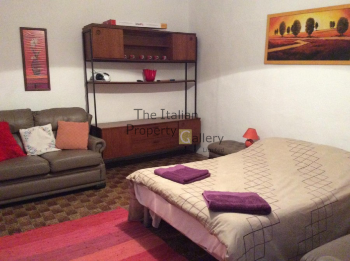 Image No.14-2 Bed House for sale