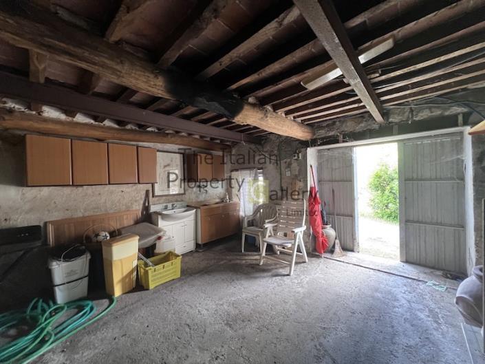 Image No.20-2 Bed House for sale