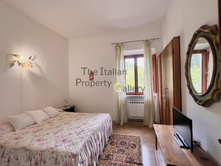 Image No.14-2 Bed House for sale