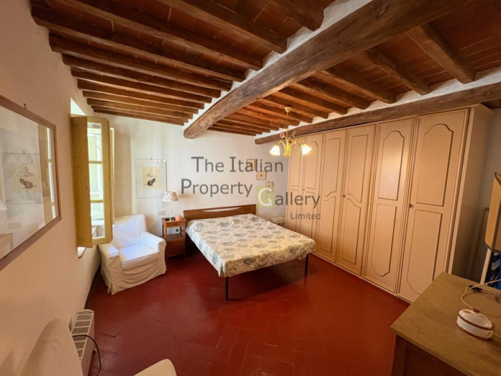 Image No.3-2 Bed House for sale