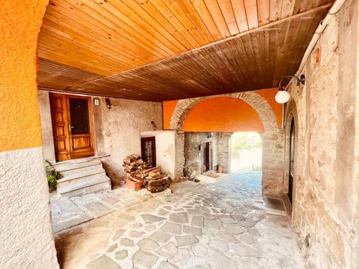 Image No.7-Maison de 2 chambres à vendre à Bagni di Lucca