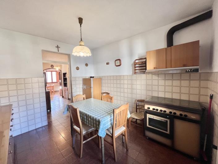 Image No.15-3 Bed House for sale