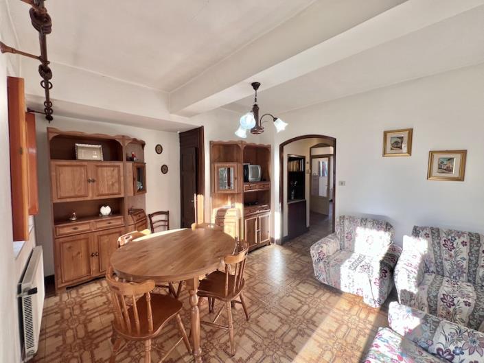 Image No.2-3 Bed House for sale