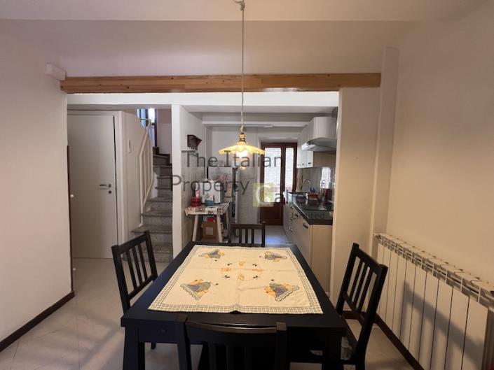 Image No.6-2 Bed House for sale