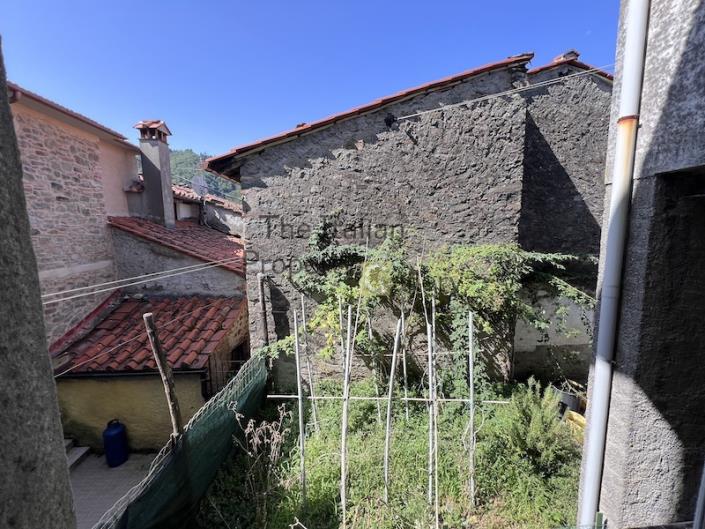 Image No.16-2 Bed House for sale
