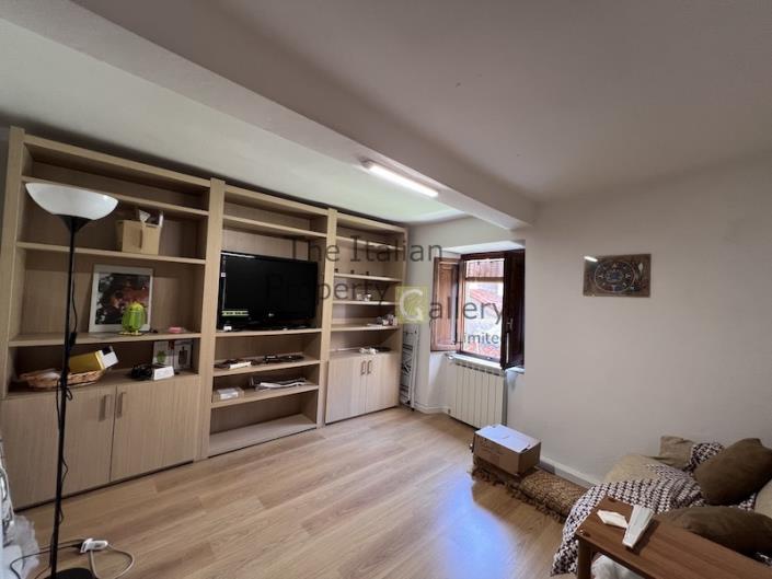 Image No.18-2 Bed House for sale