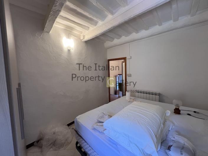 Image No.24-2 Bed House for sale
