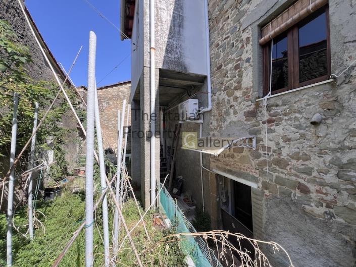 Image No.28-2 Bed House for sale