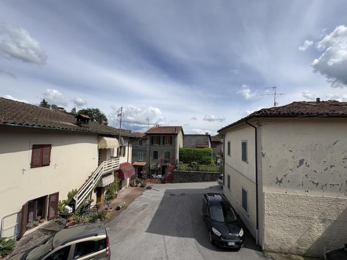 Image No.16-4 Bed House for sale
