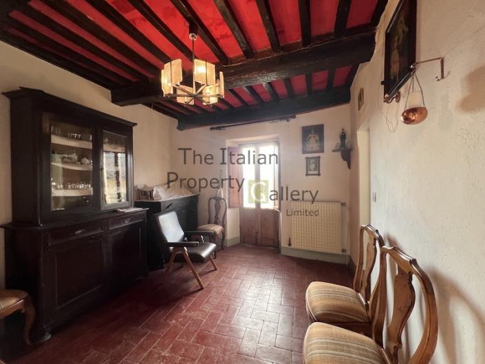 Image No.3-5 Bed House for sale