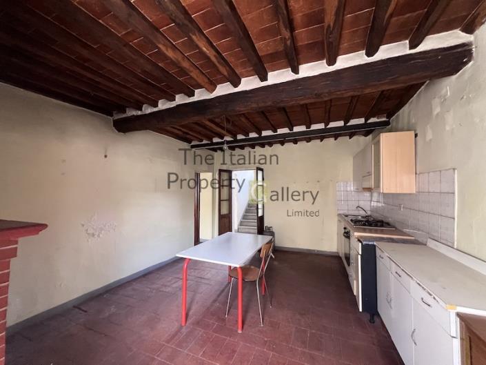 Image No.22-5 Bed House for sale