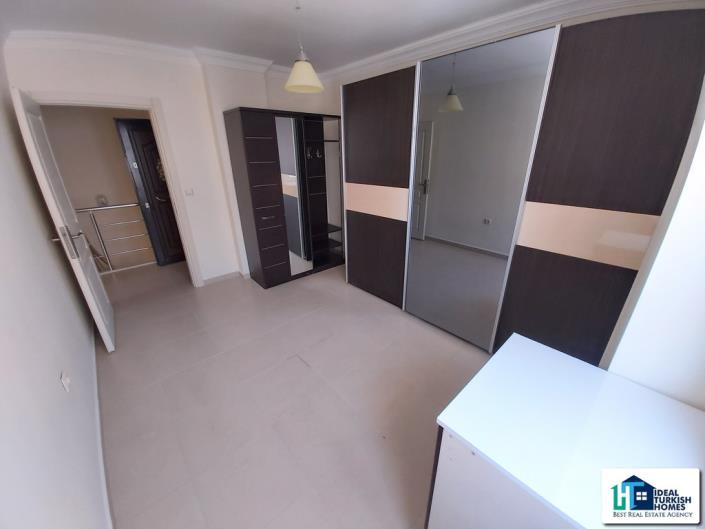 Image No.5-5 Bed Duplex for sale