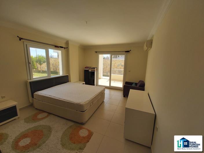 Image No.18-5 Bed Duplex for sale