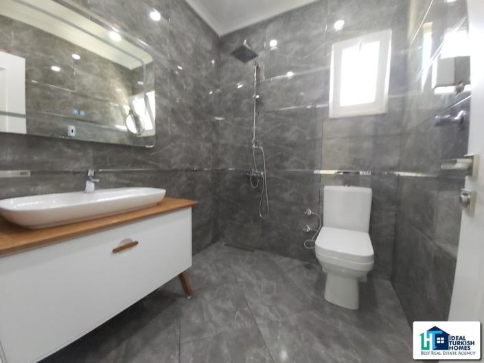 Image No.21-2 Bed Bungalow for sale