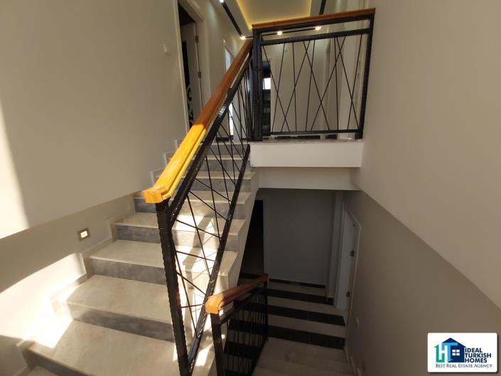 Image No.19-5 Bed Villa for sale