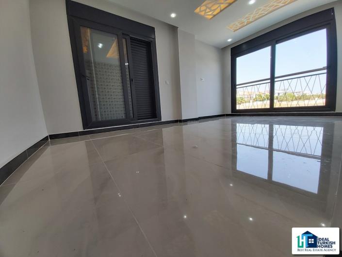 Image No.26-5 Bed Villa for sale