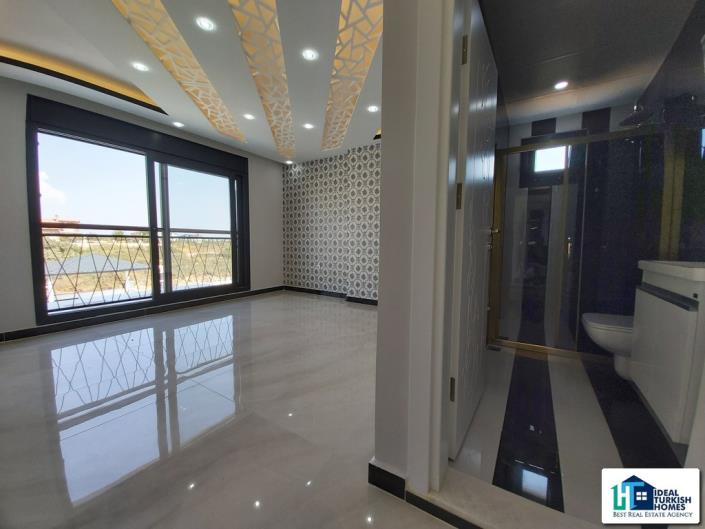 Image No.29-5 Bed Villa for sale