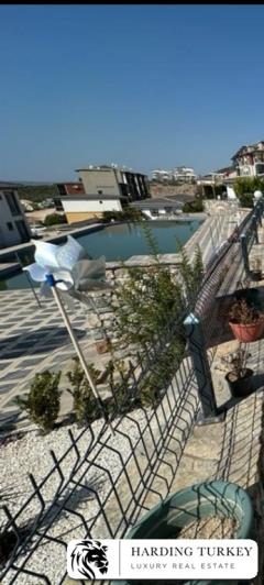 Image No.13-1 Bed Bungalow for sale