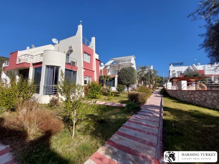 Image No.1-2 Bed Villa / Detached for sale