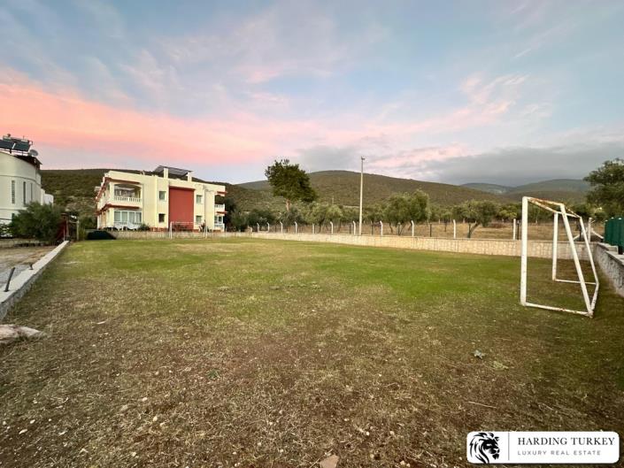 Image No.17-2 Bed Villa / Detached for sale