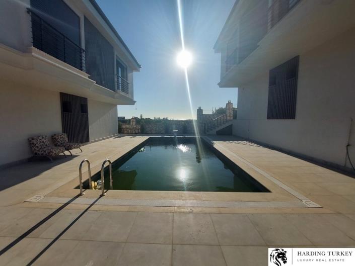 Image No.3-Jumelé de 3 chambres à vendre à Altinkum