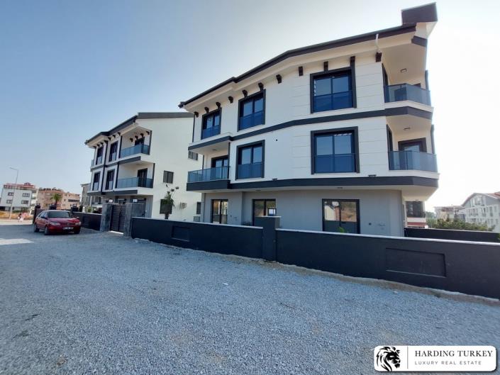 Image No.3-Appartement de 2 chambres à vendre à Altinkum