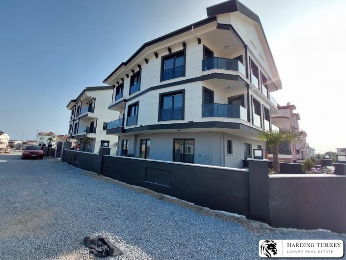 Image No.2-Appartement de 2 chambres à vendre à Altinkum