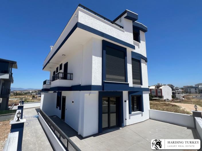 Image No.1-3 Bed Semi-Detached for sale