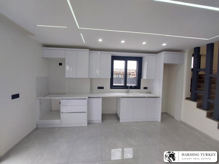 Image No.10-Jumelé de 3 chambres à vendre à Altinkum