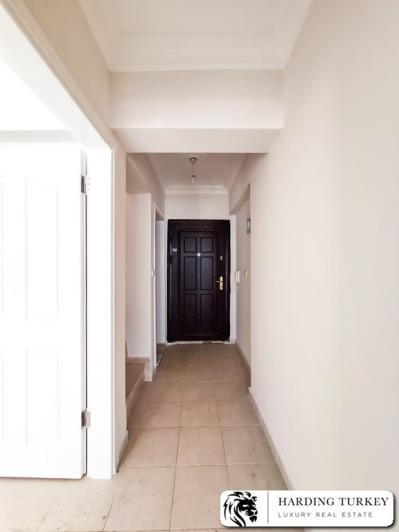 Image No.10-3 Bed Duplex for sale