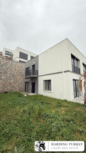 Image No.4-3 Bed Semi-Detached for sale