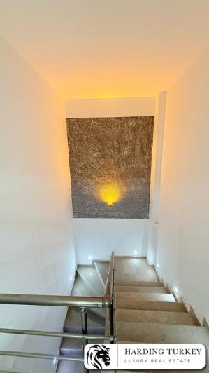 Image No.13-3 Bed Semi-Detached for sale