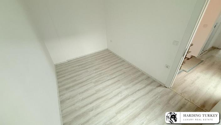 Image No.14-3 Bed Semi-Detached for sale