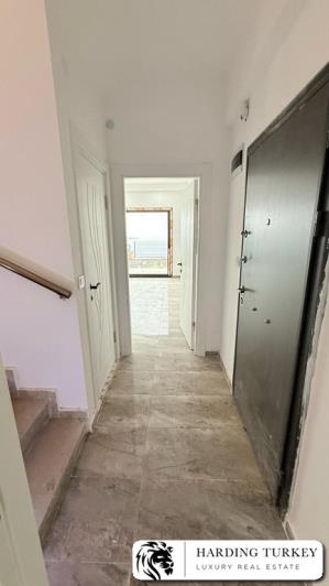 Image No.17-3 Bed Semi-Detached for sale