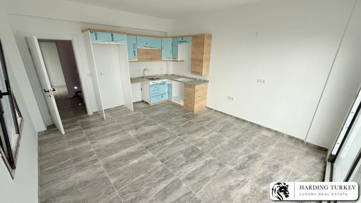 Image No.19-3 Bed Semi-Detached for sale