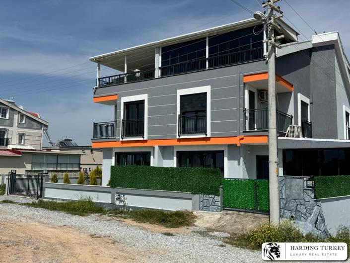 Image No.2-Jumelé de 3 chambres à vendre à Altinkum