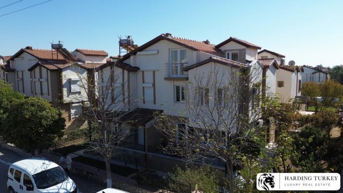 Image No.6-4 Bed Semi-Detached for sale