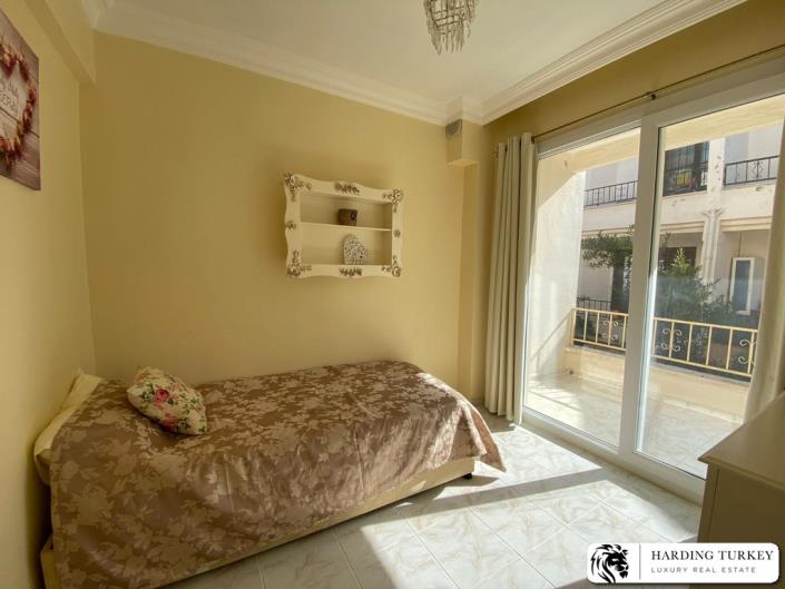 Image No.27-4 Bed Semi-Detached for sale