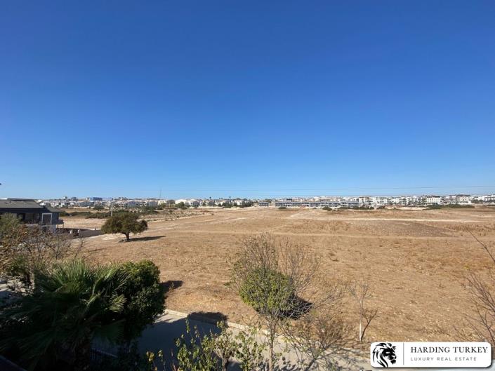 Image No.35-4 Bed Semi-Detached for sale