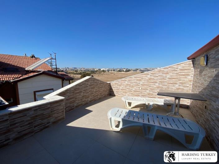 Image No.41-4 Bed Semi-Detached for sale