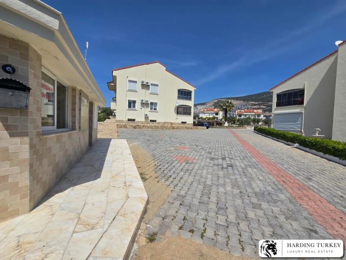 Image No.19-3 Bed Apartment for sale