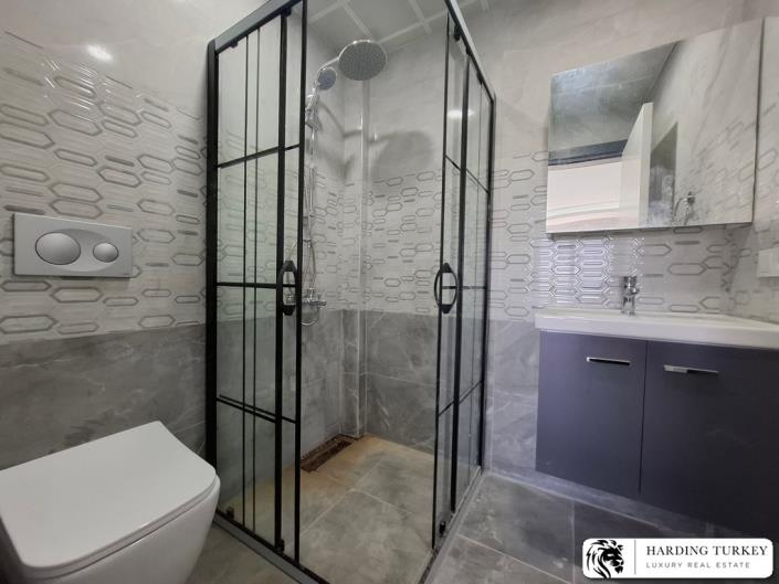 Image No.13-3 Bed Semi-Detached for sale