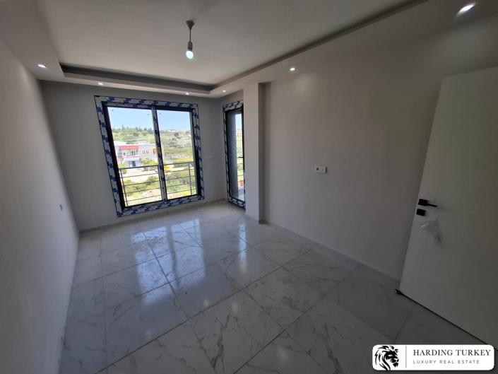 Image No.15-3 Bed Semi-Detached for sale