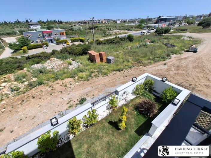 Image No.19-3 Bed Semi-Detached for sale